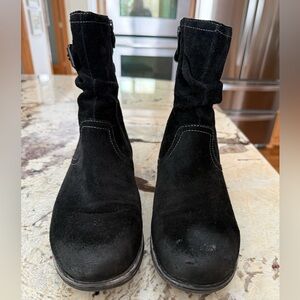 Earth Beaufort Black Suede Boots - Women’s Size 9B